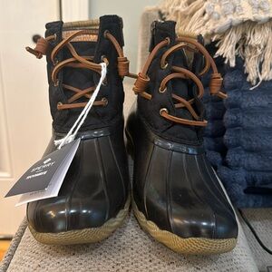 Navy Sperry ankle high rubber boots